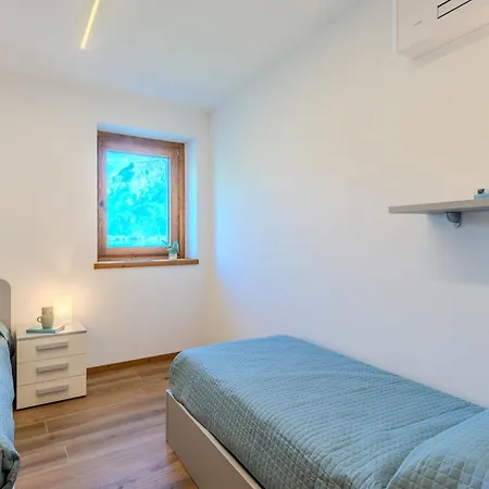 Pettazzuro By Interhome Apartmán *